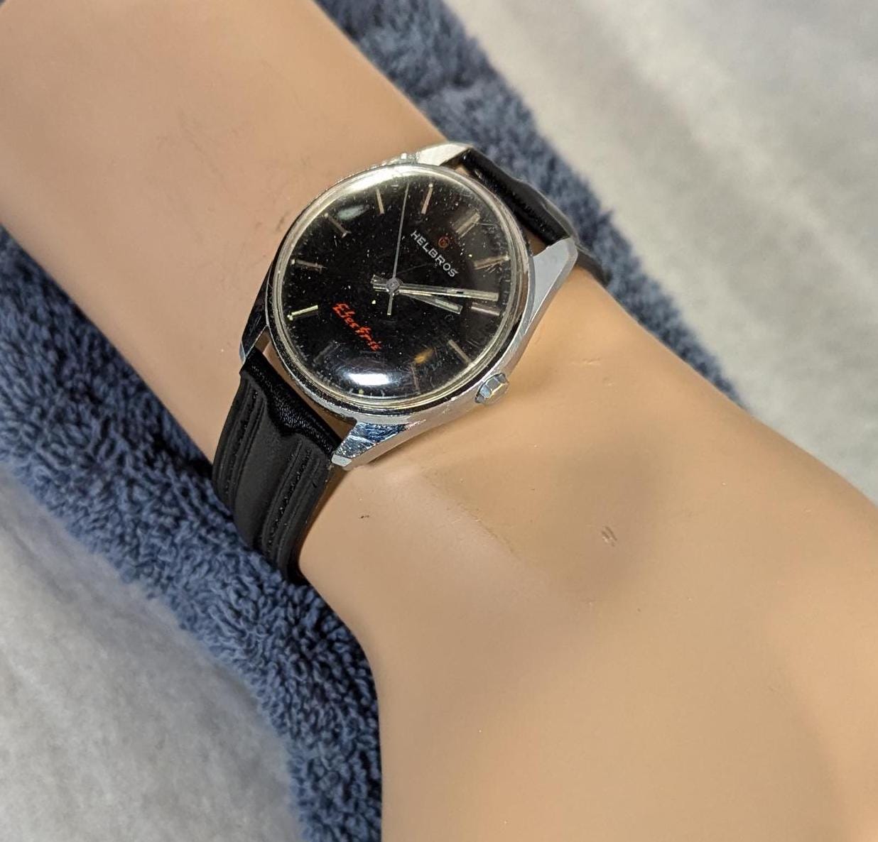 Vintage Rare Helbros Electric Watch - Interesting Hybrid Movement with Great and Fun Stylish Retro Design - Black Dial New Battery & Working