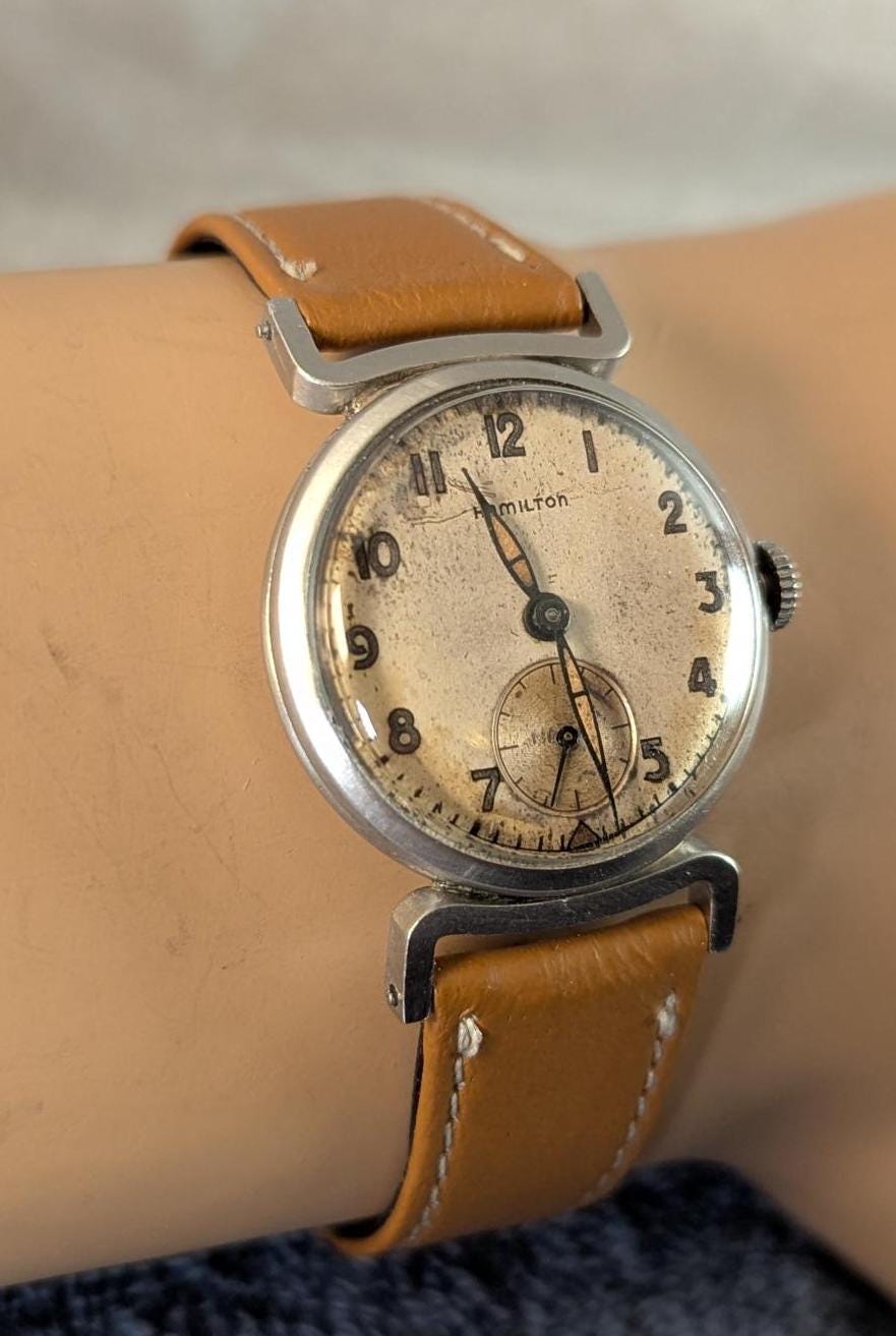 Wonderful Rare Antique 1949 Hamilton Clinton Watch 17 Jewel USA Movement with Great Stylish Mid Century Design - Working Smaller Men's Size
