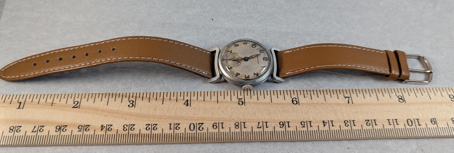Wonderful Rare Antique 1949 Hamilton Clinton Watch 17 Jewel USA Movement with Great Stylish Mid Century Design - Working Smaller Men's Size