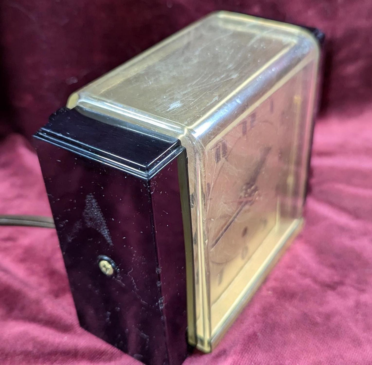 Working Vintage Seth Thomas "Carlisle" Model E013 Electric Desk Clock. Ca 1940s. Working with Nice Retro Look - Art Deco Style
