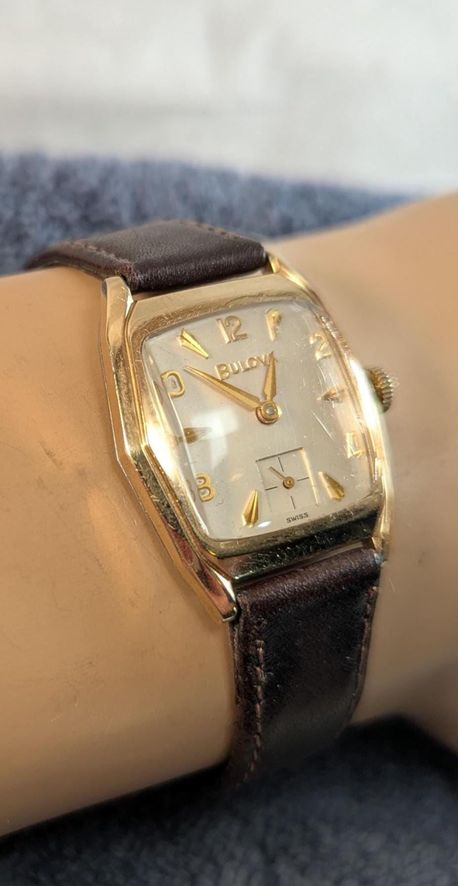 A 1962 Bulova Senator "Q" Variant Men's Watch - Unusual 10 KT Rolled Gold Bezel Leather Band Fine 17 jewel Swiss Movement. Keeping Good Time