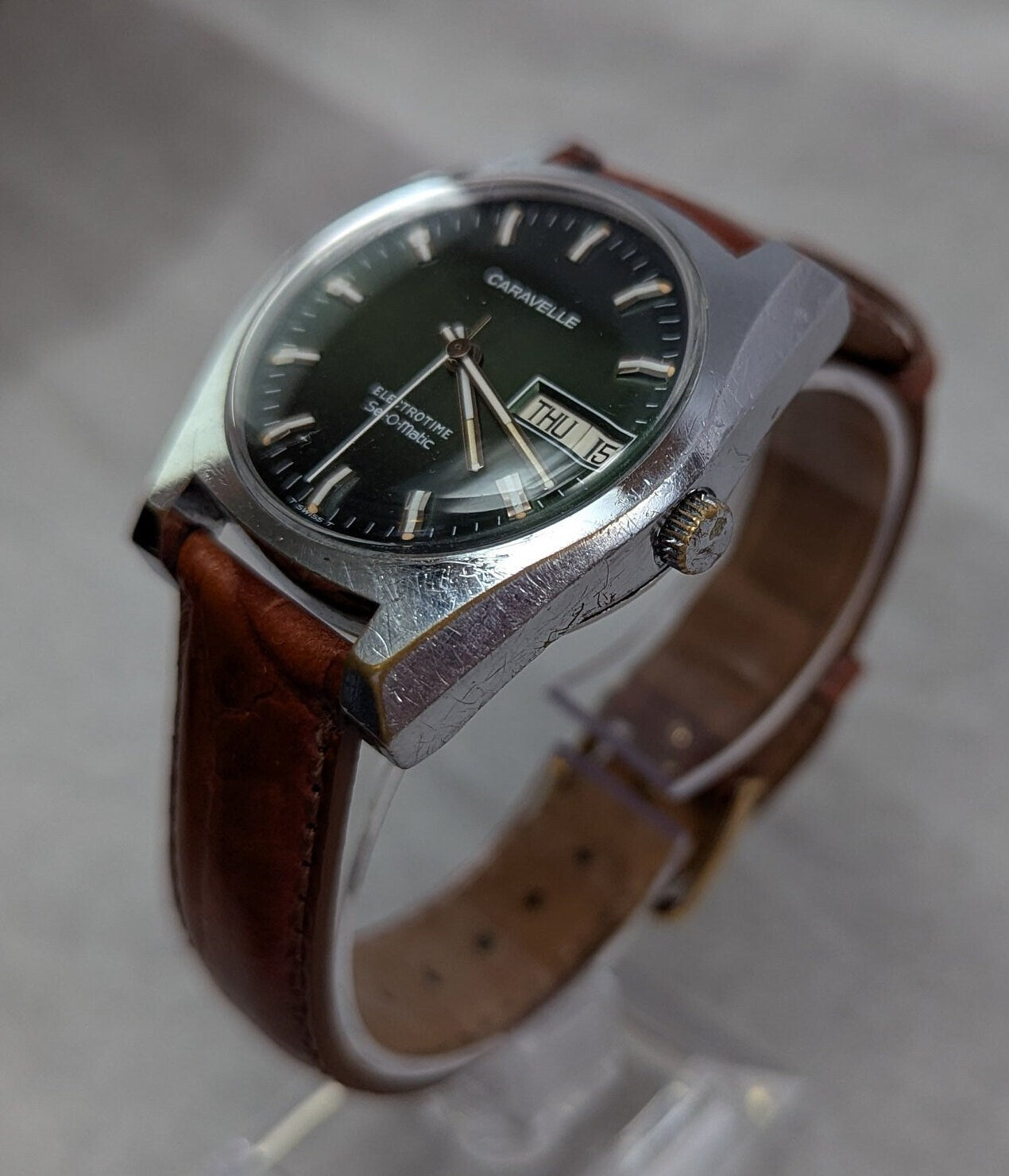 Retro Bulova Caravelle Electrotime Watch: 1977 Swiss Hybrid Movement