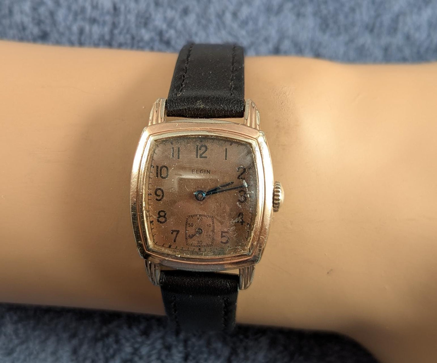 Rare Wonderful 1943 Elgin 15 Jewel Men's Watch - Unusual Rose Color Dial and Rose Gold Bezel Leather Band.  Fine Elgin USA manual wind