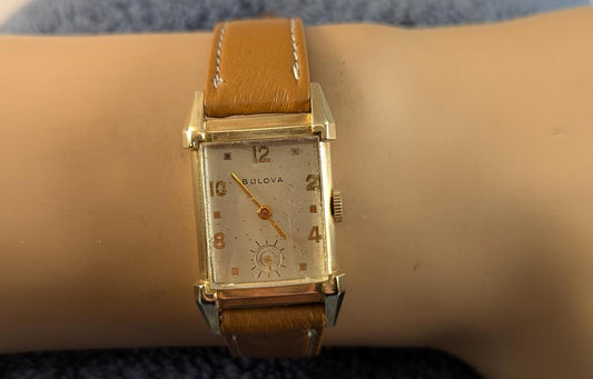 Rare Wonderful 1947 Bulova His Excellency DD Model Men's Watch - Unusual Dial 10 KT Gold Filled Case & Leather Band  Fine 21 jewel Movement