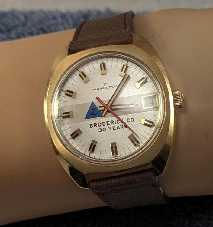 Vintage 1970s Hamilton Electronic Watch: Swiss Hybrid Movement, Retro Logo Design