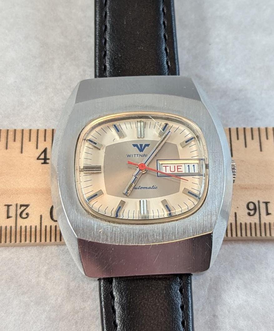 Fantastic Vintage 1970s Wittnauer Automatic Wristwatch - Interesting Stainless Steel Case Swiss 17 Jewel Auto Movement & new Leather Band.