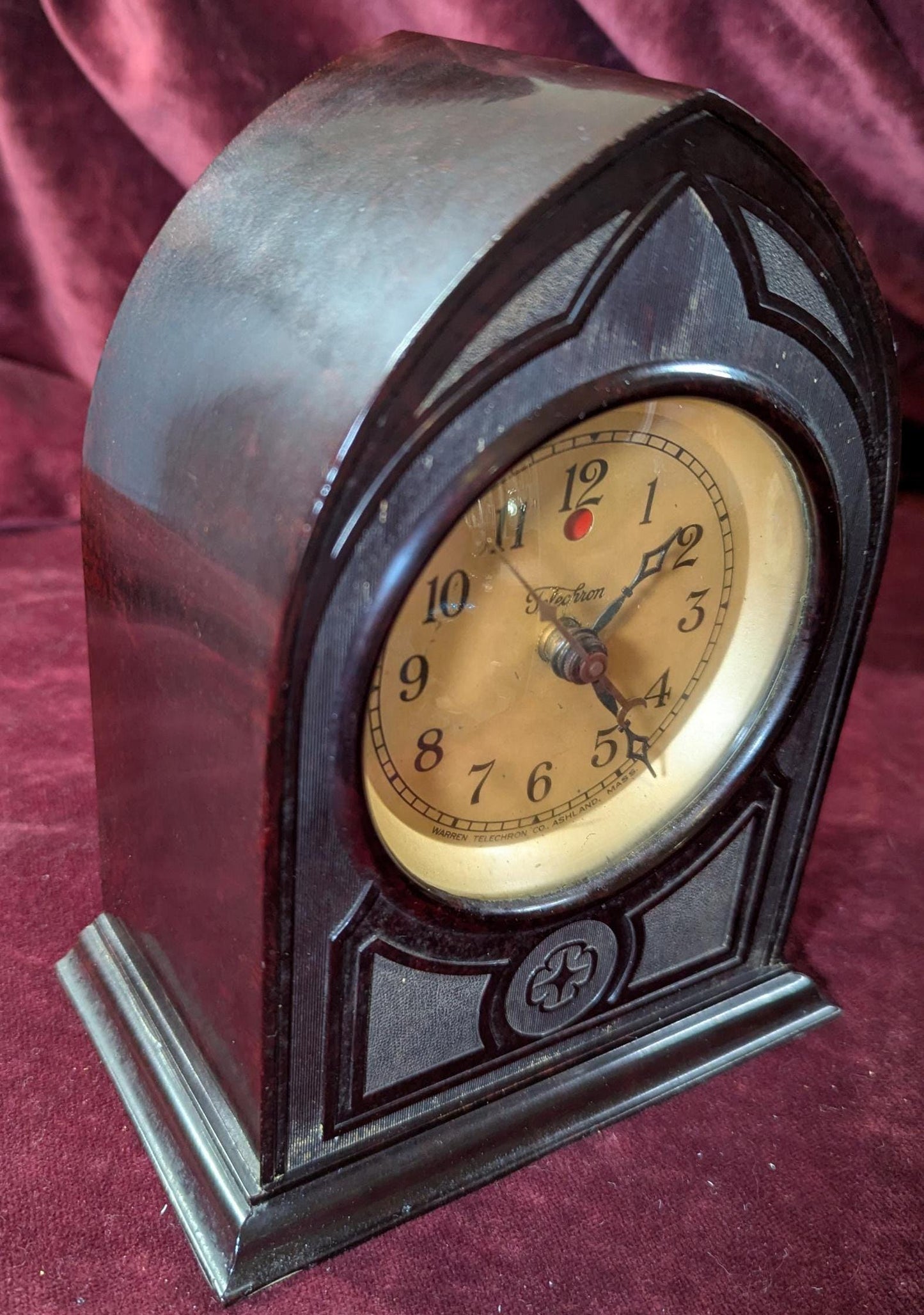 Vintage Telechron Cathedral Bakelite Electric Clock - Art Deco Model 355