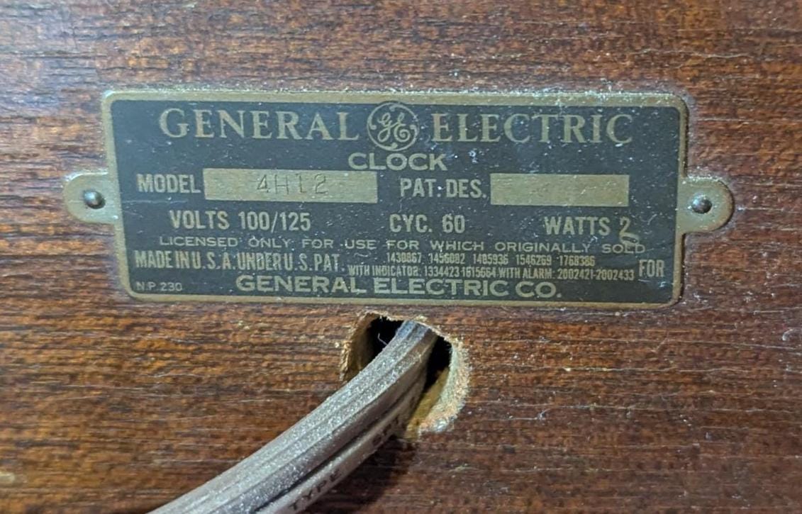 Vintage Retro General Electric - Telechron Model 4H12 "The Candlelight" ca 1939-1944 electric mantle/desk clock, Working Oiled Ready to Go