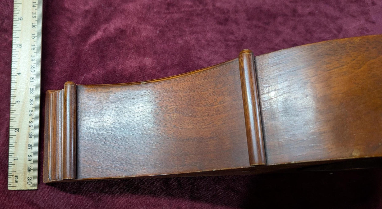 Vintage Ingraham Sentinel Mantle Clock: Retro 1940s Design, Quartz Movement