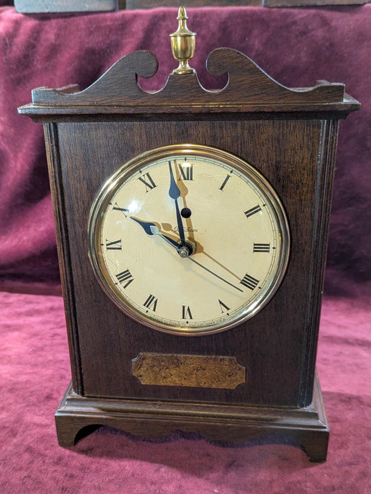 Vintage Telechron Knickerbocker Mantle Clock: Mahogany Case, Quartz Movement