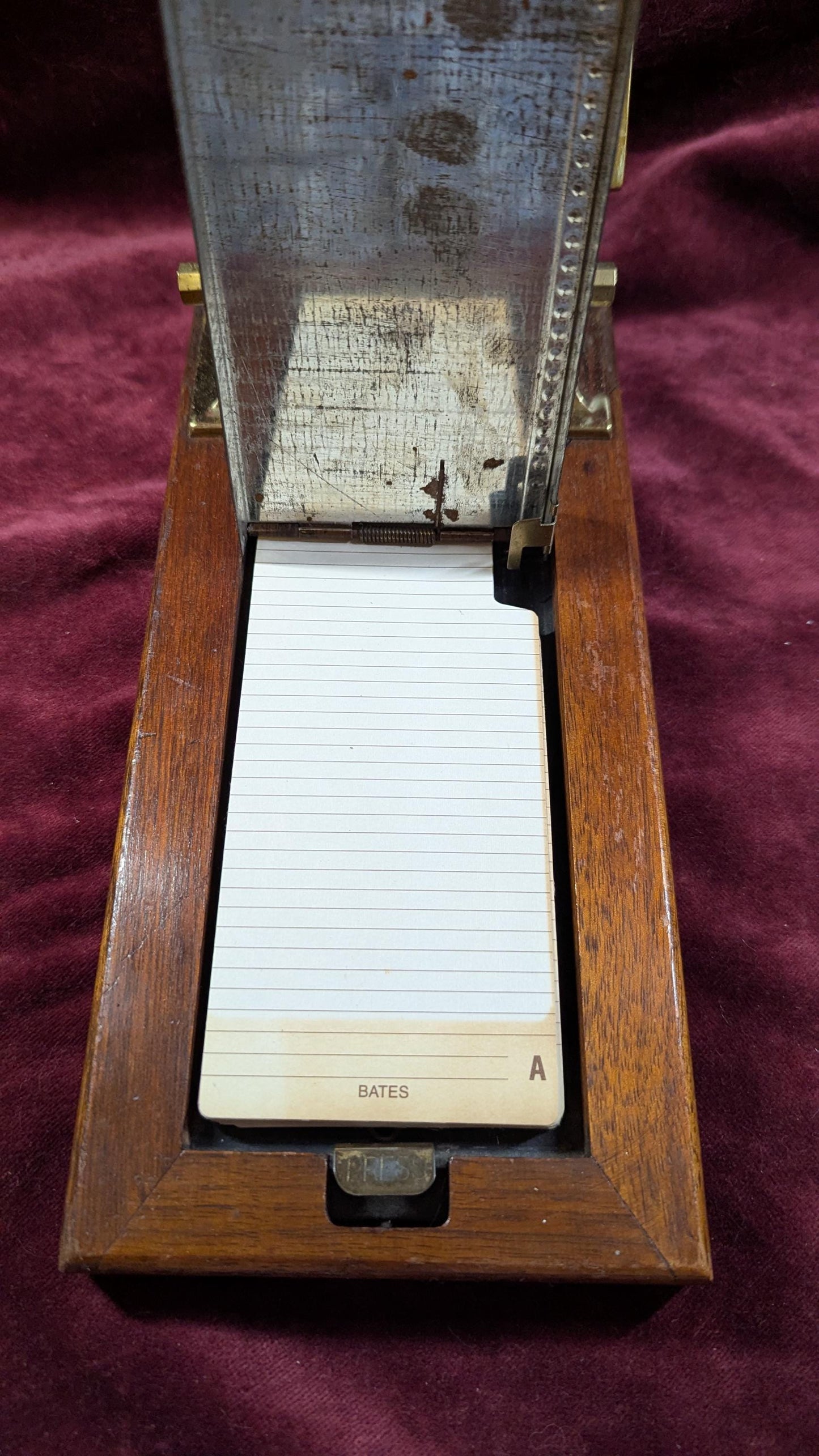 Vintage 1930s New Haven Desk Clock: Perpetual Calendar & Card Index