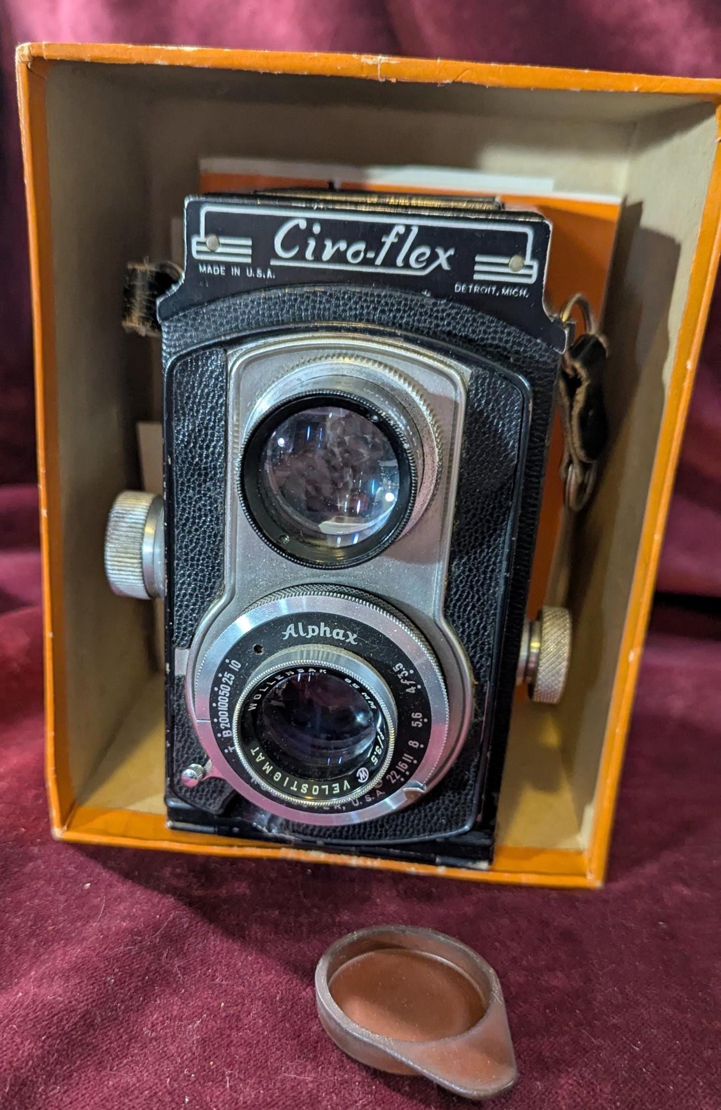 Vintage Ciro-Flex TLR Film Camera: Wollensak 85mm Lens, Original Box & Manual