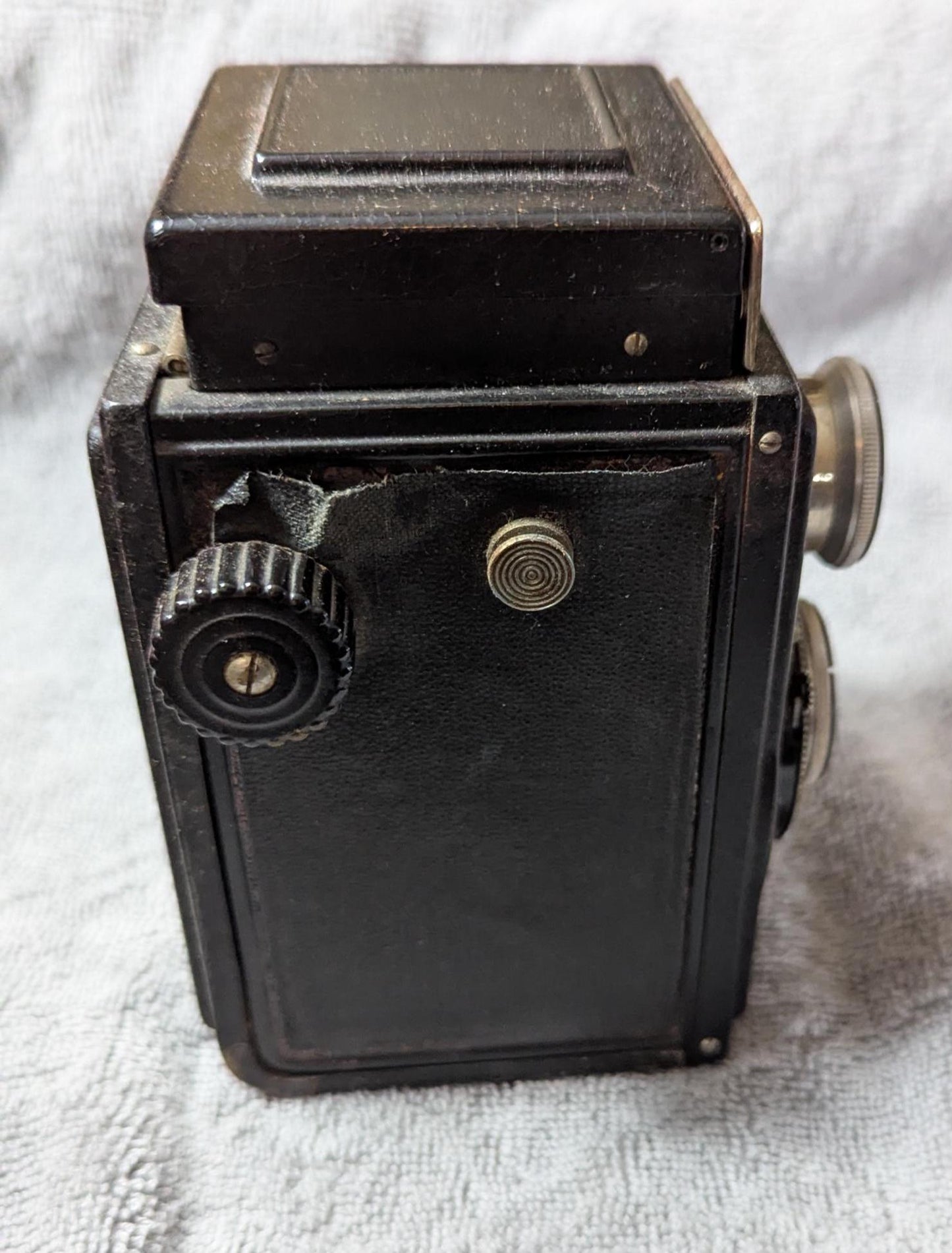 Vintage Reflekta TLR German Camera ca 1950 with Meritar 3.5 Lens, Leather Case