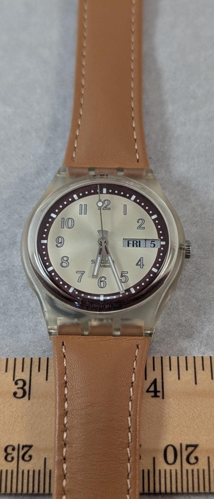 Vintage Swatch Croissant Chaude Watch: Swiss Made, Day Date, New Battery