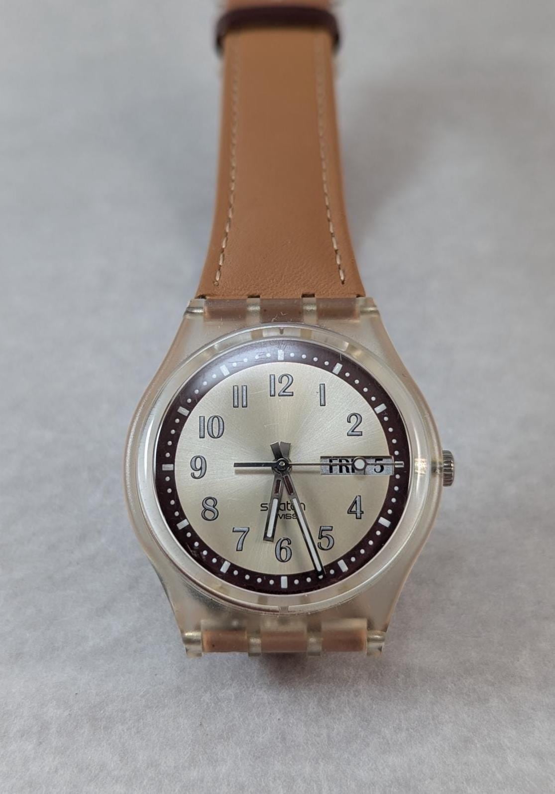 Vintage Swatch Croissant Chaude Watch: Swiss Made, Day Date, New Battery