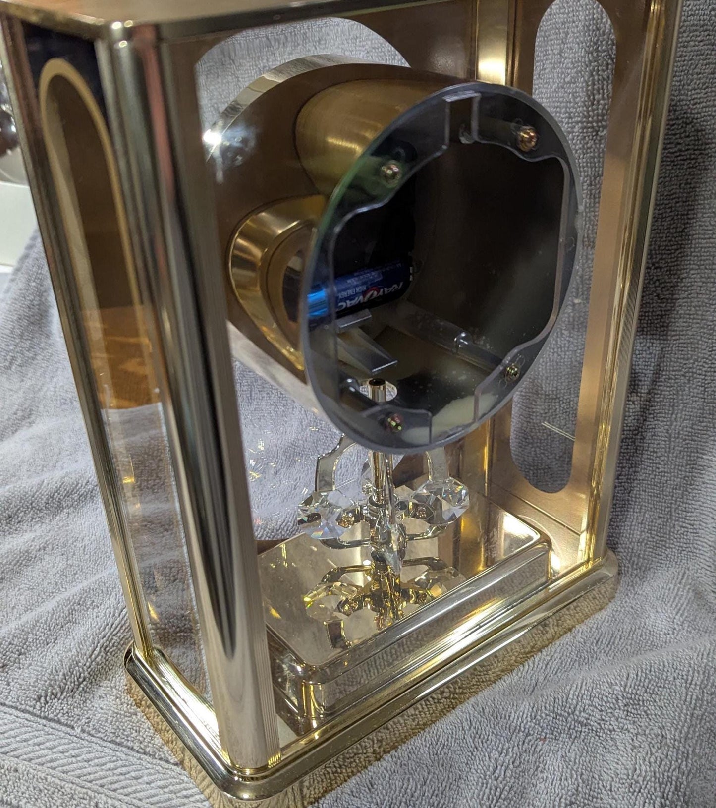 Vintage Seiko Quartz Anniversary Mantle Clock - Carriage Style Rotating Pendulum