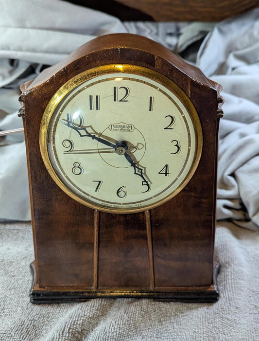 Vintage Ingraham Mantle Clock 1930s Art Deco Wood Case Model SC323