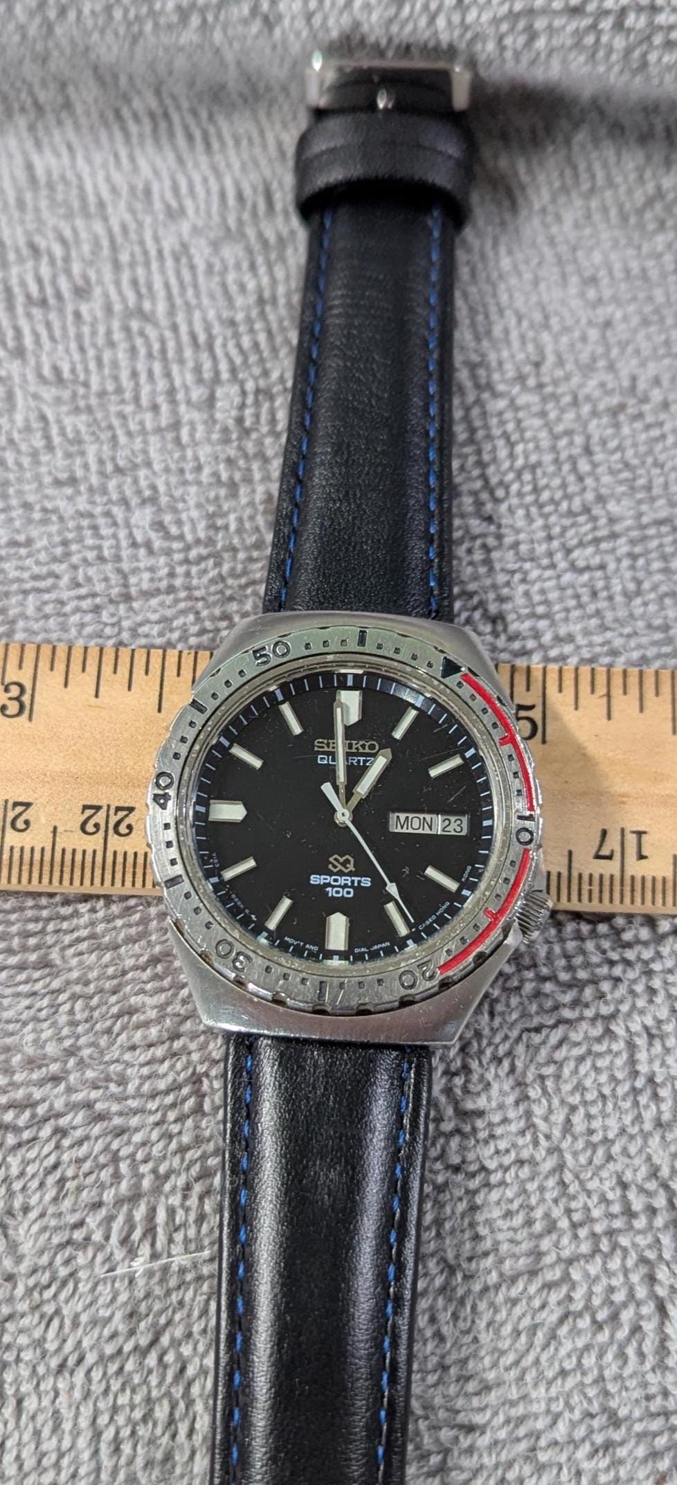 Vintage Seiko SQ Sports 100 Diver Men's Watch ca1980s 7123-8219 Quartz Movement, Stainless Steel