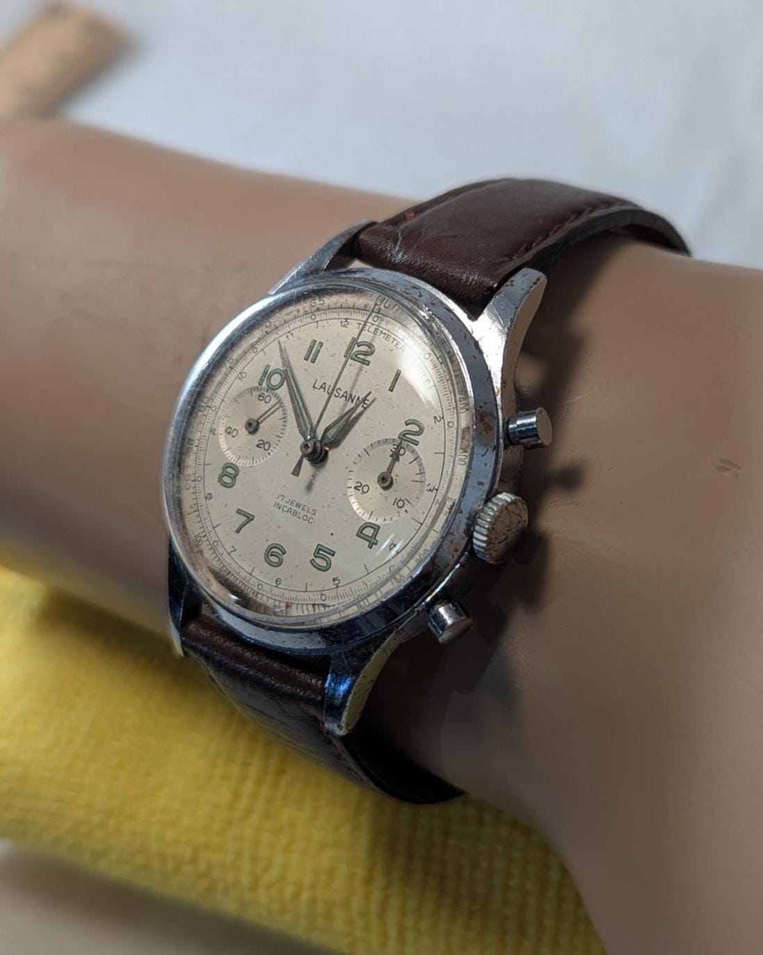 Working 1960s Lausanne Chronograph Men's Watch Venus 188 Swiss 17 Jewel Movement Cream Dial