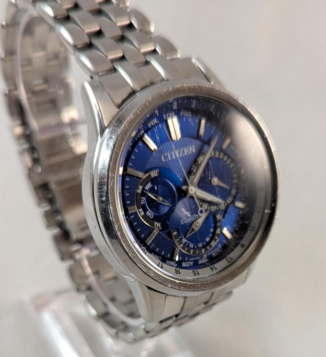 Used Citizen Eco-Drive Calendrier Men's Watch with Blue Dial