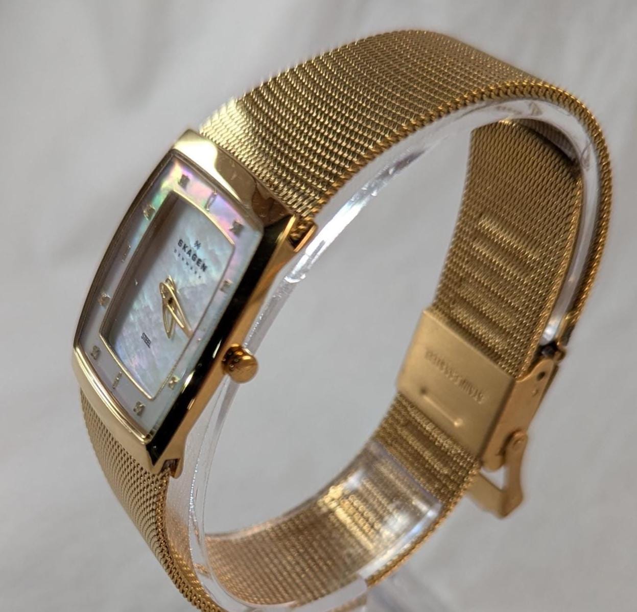 Skagen Analog Steel Ladies Watch Mother of Pearl Crystal Dial Working New Battery